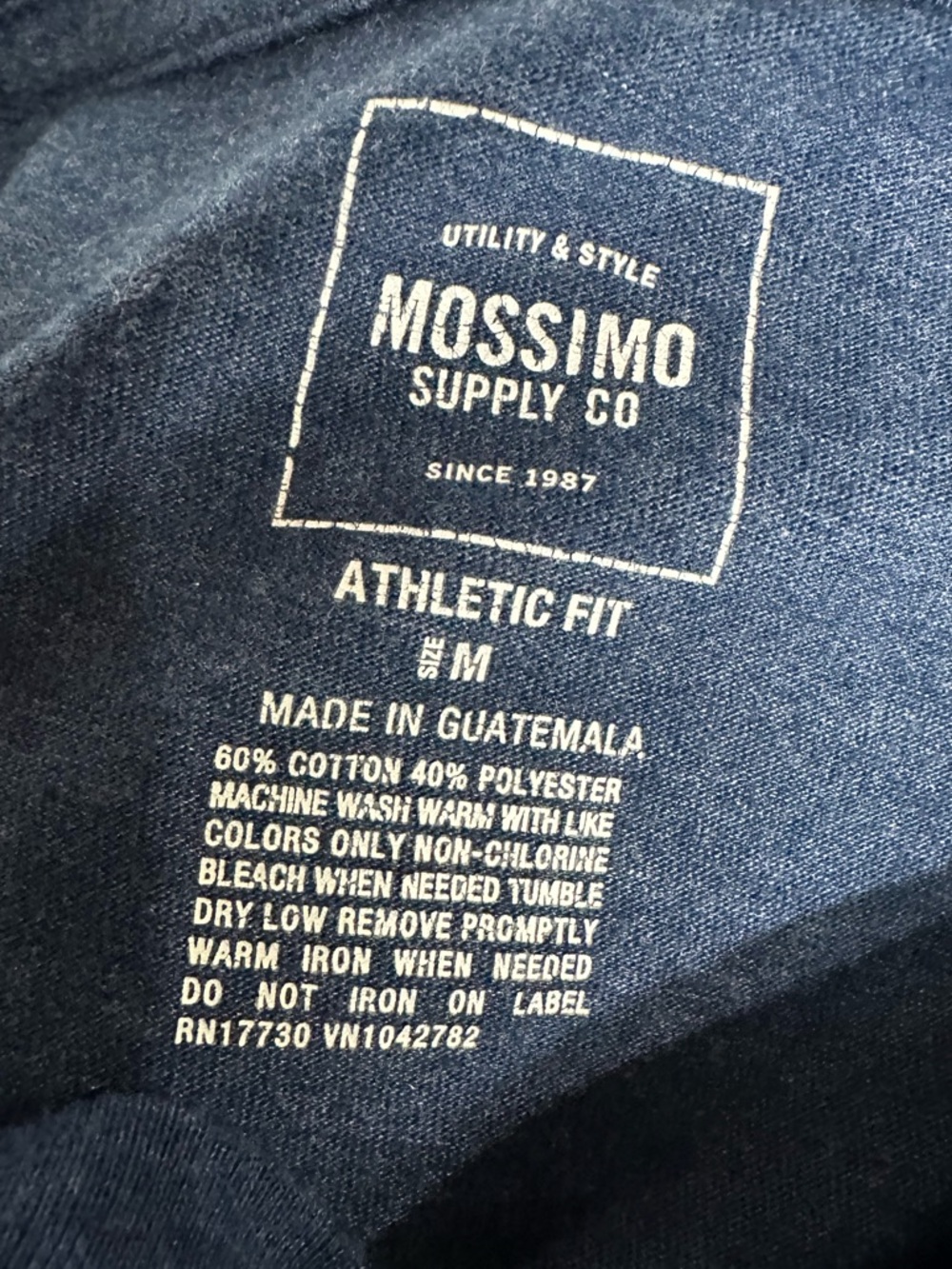 MOSSIMO / Navy Blue Long Sleeve Henley Shirt / Medium / Emo Hipster Preppy Indie - Picture 5 of 6